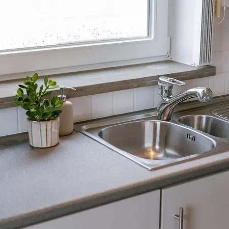 Casiola - Family With Parking In Apartment