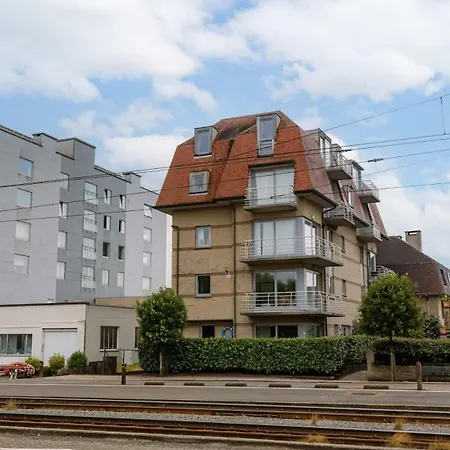 Casiola - Family With Parking In * De Panne